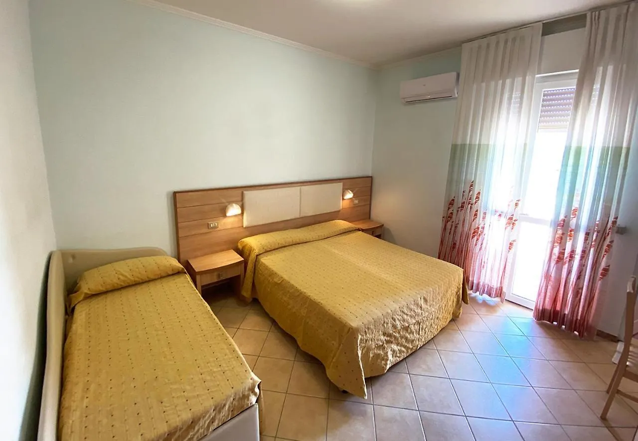 Hotel Levante Gatteo a Mare 2*,  Italien